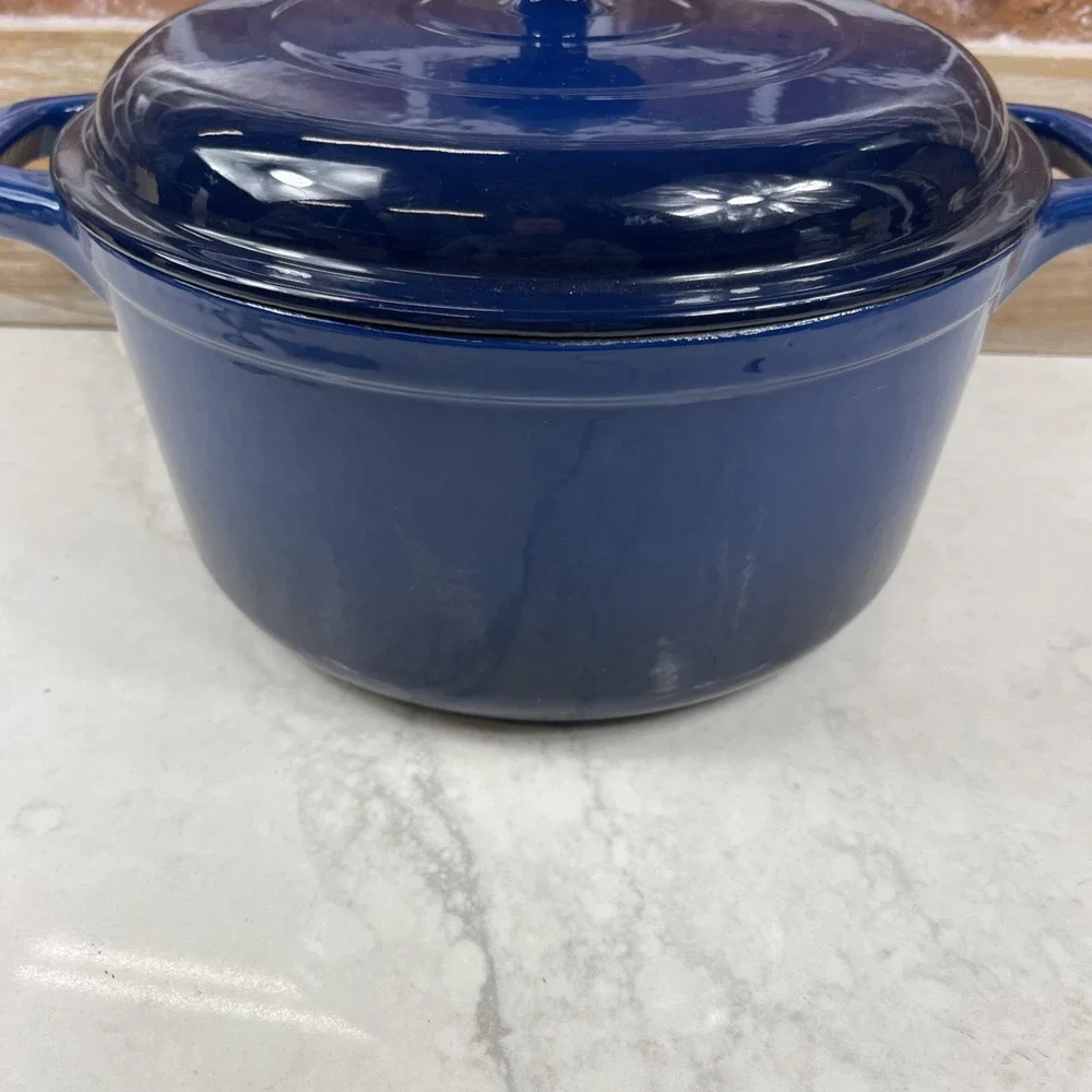 Tramontina 4 Quart/3.8 Lt Enameled Cast Iron Dutch Oven in Dark Blue /Navy Blue